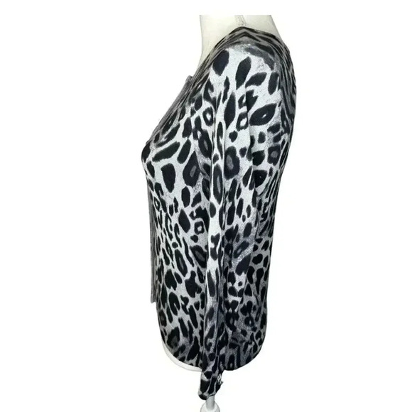 Ann Taylor Petite Large Gray & Black Animal Print Silk Blend Cardigan - Picture 2 of 7